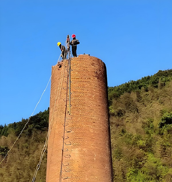 煙囪拆除專(zhuān)業(yè)方案才是安全高效的關(guān)鍵！